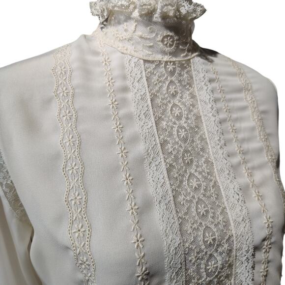 Vintage Ivory Edwardian Cut Out Lace High Collar Shirt Button Up Frilly Coquette - Picture 3 of 8